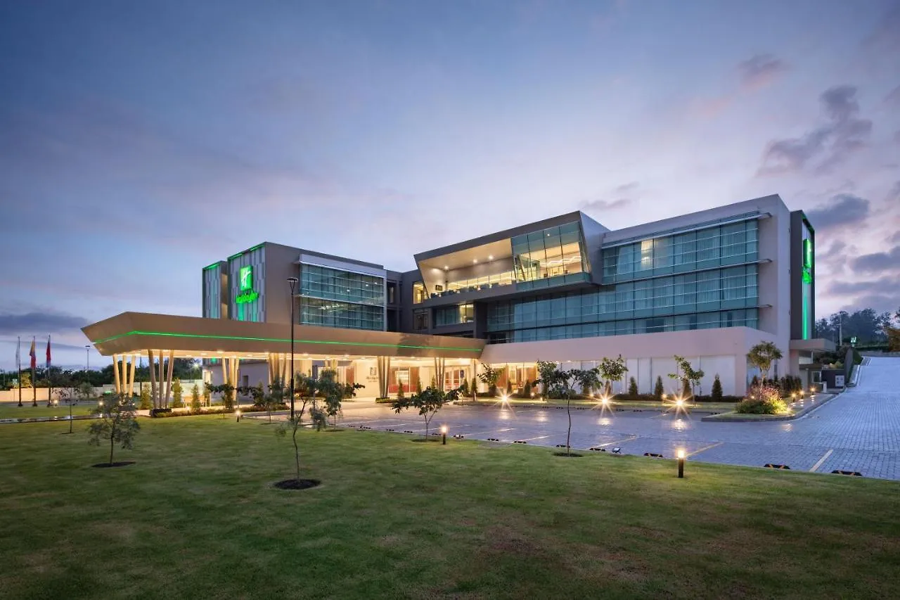 Holiday Inn - Quito Airport, An Ihg Hotel Tababela